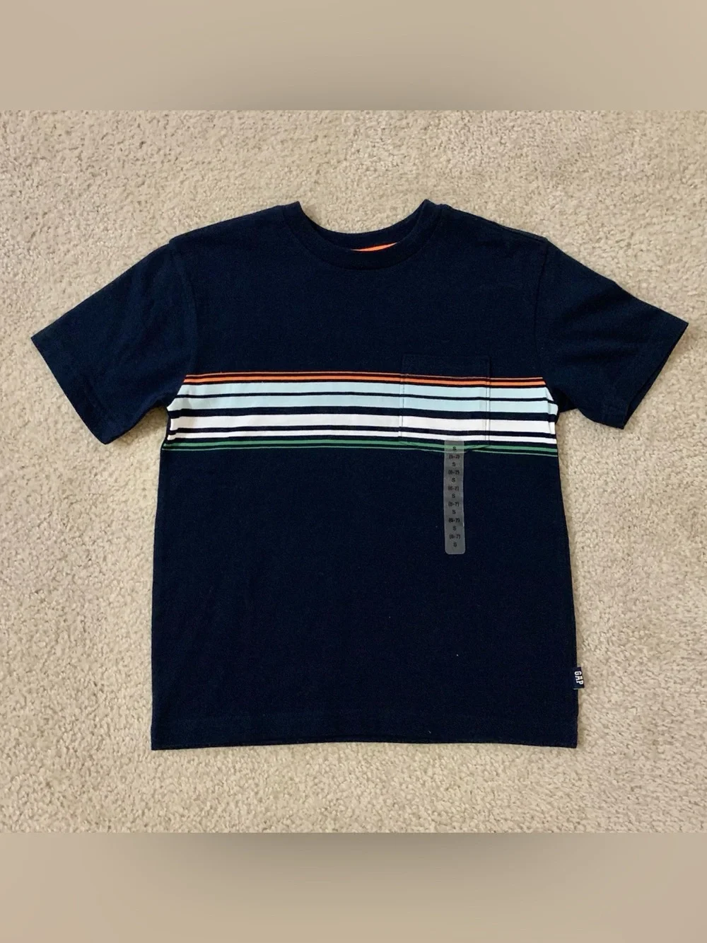 NWOT Boy’s Gap top size S (6/7)